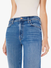 Load image into Gallery viewer, Mother The Rascal Ankle Fray - Opposites Attract