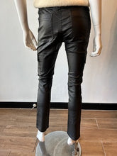 Load image into Gallery viewer, Flog - Ali - Black Vegan Leather