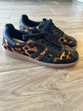 Load image into Gallery viewer, Back 70 Cloud P Sneaker - Leopard Black
