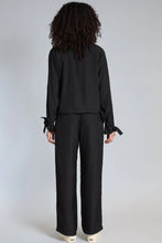 Load image into Gallery viewer, Lola & Sophie - No Closure Satin Trench - Black