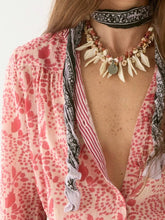 Load image into Gallery viewer, Maison Hotel - Dylan Blouse - Peonia Pink Martini