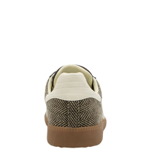 Load image into Gallery viewer, Back 70 Cloud F Sneakers - Chocolate Milk
