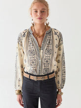 Load image into Gallery viewer, Maison Hotel - Stephanie Blouse - Sole Mio Off White