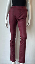 Load image into Gallery viewer, Flog- Nansi- Merlot Snake