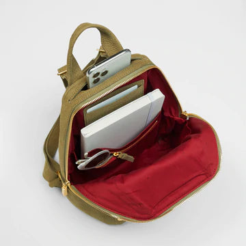 Hunter medium shop backpack