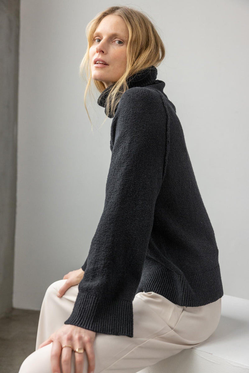 Lilla P Easy Turtleneck Sweater - Black – CAMI