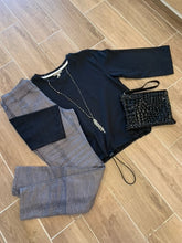 Load image into Gallery viewer, Shely Style Flog Pants - Gray Snake