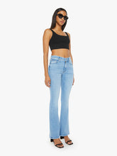 Load image into Gallery viewer, Mother Denim - The Weekender - Blessing In Disguise