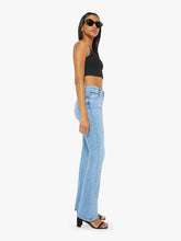 Load image into Gallery viewer, Mother Denim - The Weekender - Blessing In Disguise