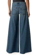 Load image into Gallery viewer, Kut From The Kloth -  Blake Super Wide Leg - Brightly