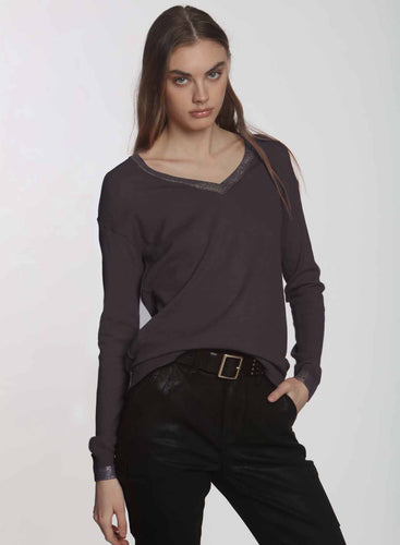 Label + Thread Goldie Vee Sweater - Graphite