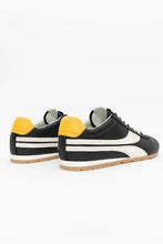 Load image into Gallery viewer, Oncept - Essex Sneakers - Black