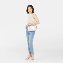 Load image into Gallery viewer, Hammitt - Montana Clutch Sml - Sidewalk Silver