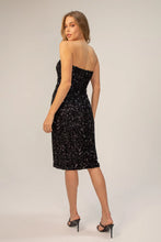 Load image into Gallery viewer, Lavender Brown - Crystal Dress - Black