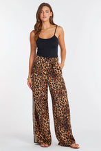 Load image into Gallery viewer, Bishop + Young - Veronica Sporty Pant - Leopard