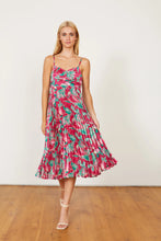 Load image into Gallery viewer, Caballero - Donna Dress - Raspberry Floral