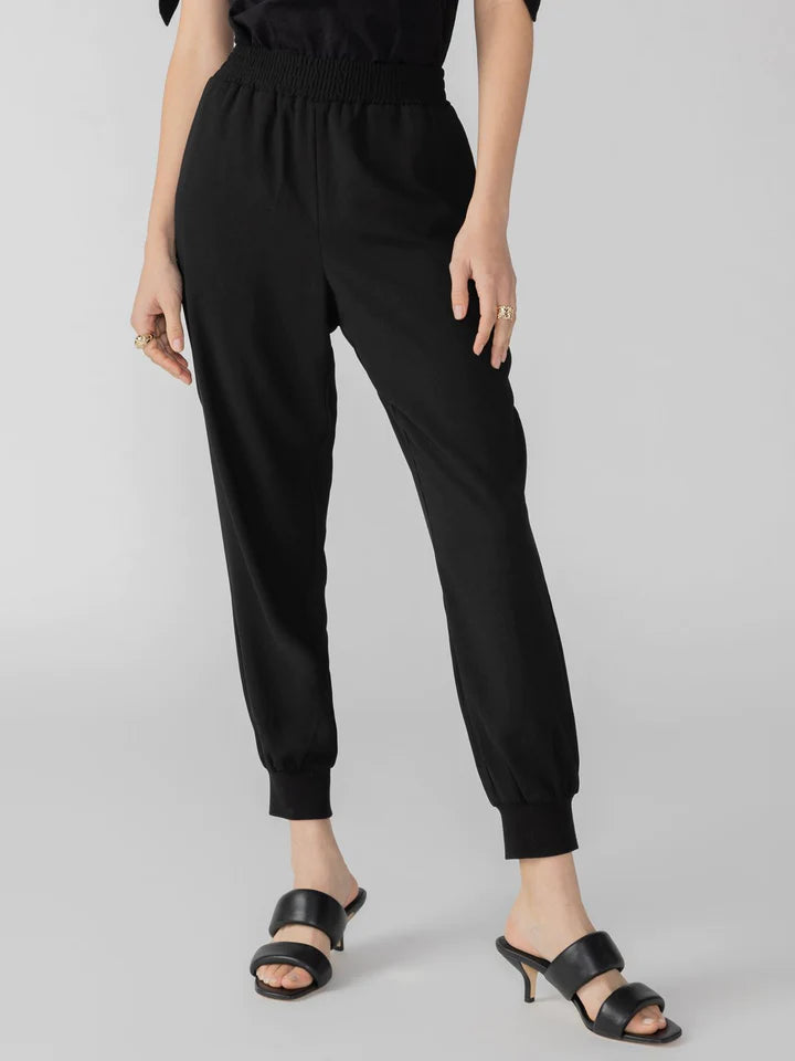 Sanctuary Day Trip Jogger Black CAMI