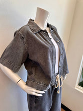 Load image into Gallery viewer, Velvet Heart - Rimple Short Sleeve - Grey Acid