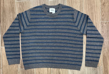 Load image into Gallery viewer, Stitches &amp; Stripes - Shane Pullover Cinco - Cinder