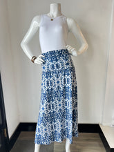 Load image into Gallery viewer, Viereck - Talent Tube Dress / Maxi Skirt - Easy