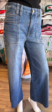 Load image into Gallery viewer, KUT - Meg High Rise - Adorably