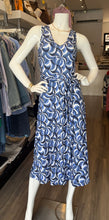 Load image into Gallery viewer, Viereck - Aquifer Midi Dress - Core