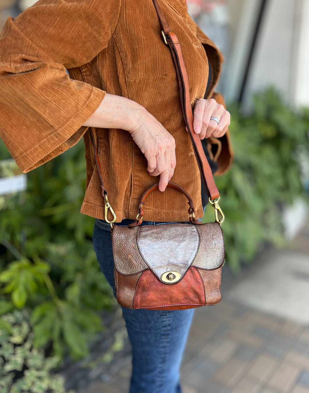 Campomaggi - Patch Crossbody Handle - Military/Red/Cognac