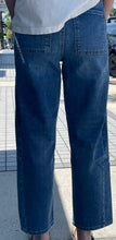 Load image into Gallery viewer, Kut From The Kloth - Ashton High Rise Relaxed Leg - Author Medium Base