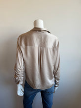Load image into Gallery viewer, Drew - Adelynn Top - Pewter