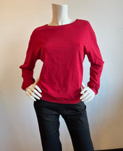 Load image into Gallery viewer, Elliott Lauren - Banded Long Sleeve - Garnet