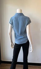 Load image into Gallery viewer, Lola &amp; Sophie - Hybrid Cap Sleeve Shirt - Blueshadow