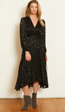 Load image into Gallery viewer, Caballero - Moon Maxi - Black