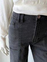 Load image into Gallery viewer, KUT Meg Denim - Politely w/ Black
