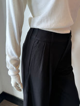 Load image into Gallery viewer, Kut From The Kloth - Cheryl Soft Trouser (Ponte) - Black