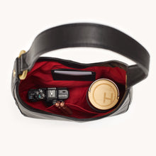 Load image into Gallery viewer, Hammitt- Tim Medium- Black/Brushed Gold