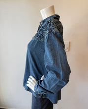 Load image into Gallery viewer, Maison Hotel - Kumud Button Down - Denim