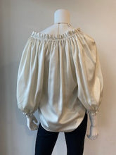 Load image into Gallery viewer, Gilner Farrar - Ellie Blouse - Winter White