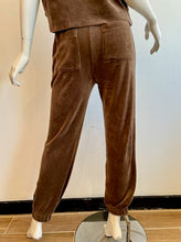 Load image into Gallery viewer, Velvet - Essie Sweatpants - Chocolate
