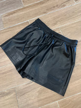 Load image into Gallery viewer, Melissa Nepton - Stony Vegan Shorts - Black