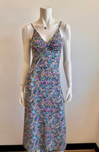 Load image into Gallery viewer, Viereck-Splenda Dress-Magnolia
