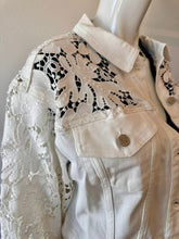 Load image into Gallery viewer, Bayeas - Brooklyn Loose Lace Jacket - White