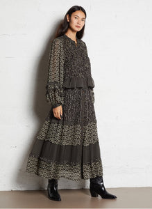 Maison Hotel- Vina Skirt- Black Sheep