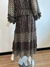 Load image into Gallery viewer, Maison Hotel- Vina Skirt- Black Sheep