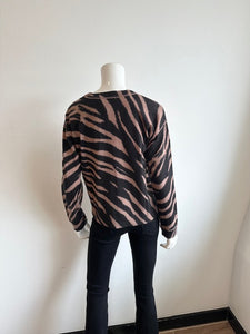 Sanctuary- 24/7 Popover- Abstract Zebra