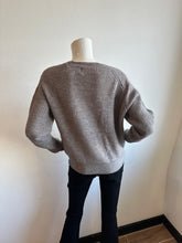 Load image into Gallery viewer, Pink Martini- Hempden Sweater- Grey