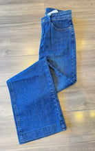 Load image into Gallery viewer, Mac Denim - Wide Leg 30&quot; Inseam - Chic Navy