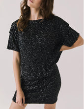 Load image into Gallery viewer, Chaser - Davis Tee - Black