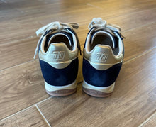 Load image into Gallery viewer, Back 70- Jogger N Sneaker- Navy/Gold