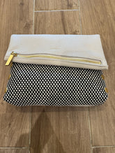 Load image into Gallery viewer, Hammitt VIP Med California Weekend