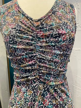 Load image into Gallery viewer, Viereck - Mesh Butler - Magnolia (Olive Multi)